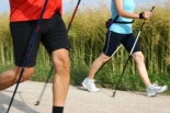 Synapsis zaprasza na międzypokoleniowy spacer Nordic Walking