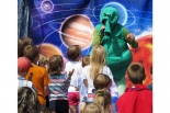Wyrusz w kosmiczną podróż! – bezpłatny spektakl dla dzieci w CH Auchan